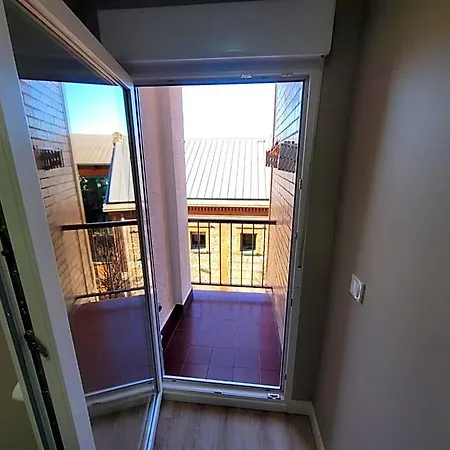 Apartment Ferry Port Brand New *
