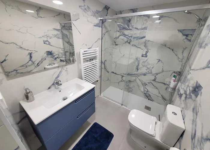 Ferry Port Brand New * סנטנדר