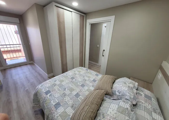 Ferry Port Brand New * サンタンデール