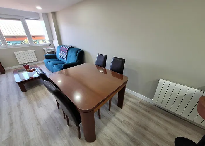 アパート Ferry Port Brand New